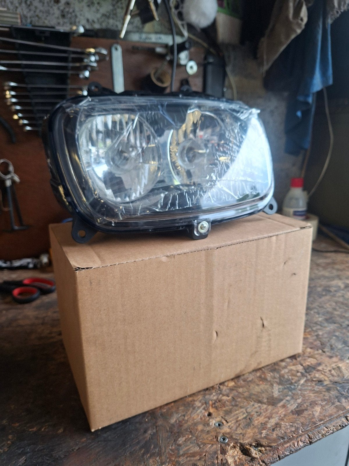 mbk booster koplamp orgineel nieuw, Vélos & Vélomoteurs, Enlèvement ou Envoi, Phare