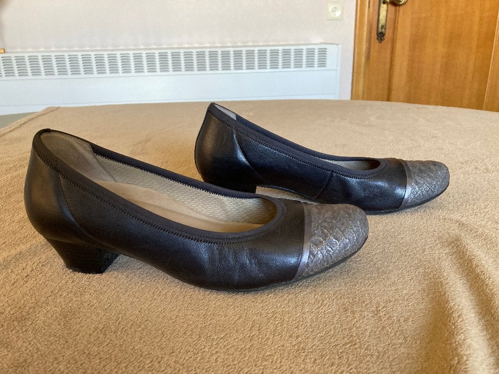 Zwarte schoenen met lage hak, Gabor,  38 zo goed als nieuw, Kleding | Dames, Schoenen met lage hakken, Zwart, Gabor, Ophalen of Verzenden