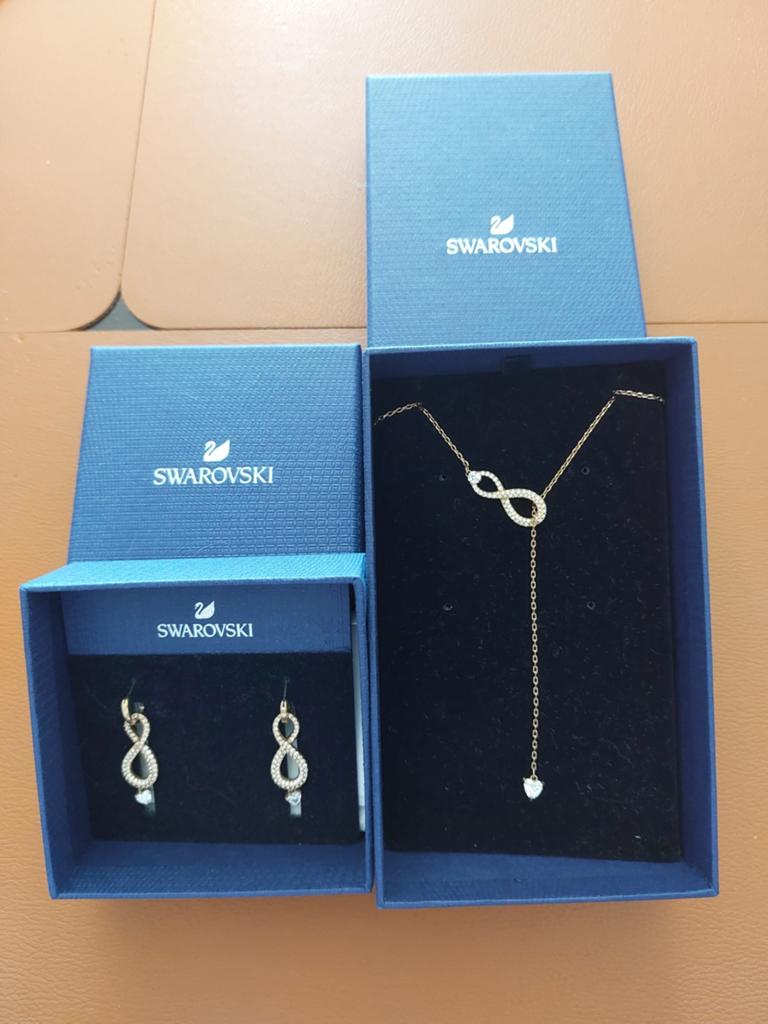 Setje Swarovski, Ophalen of Verzenden