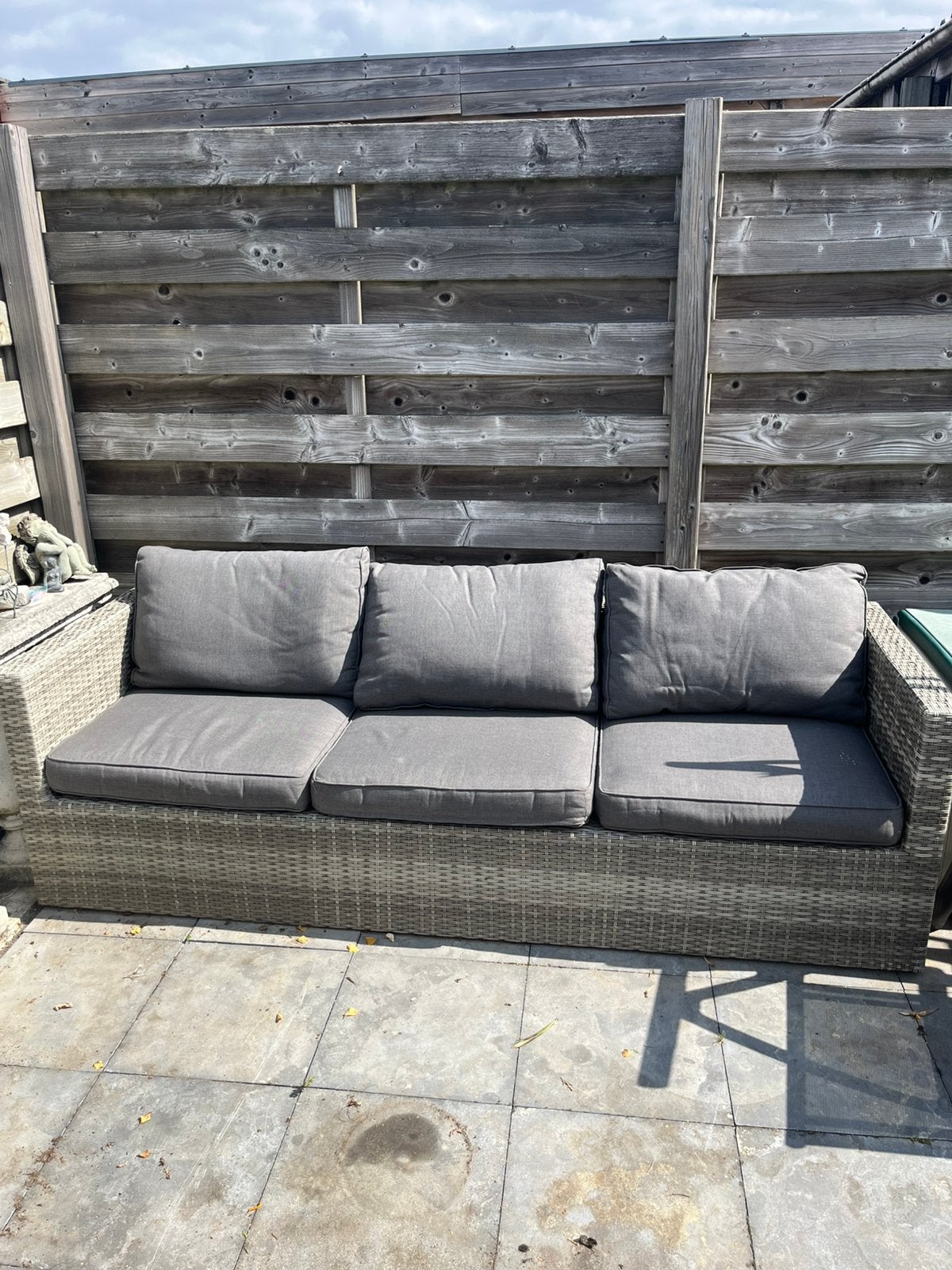 3 zit tuinzetel, Enlèvement, Utilisé