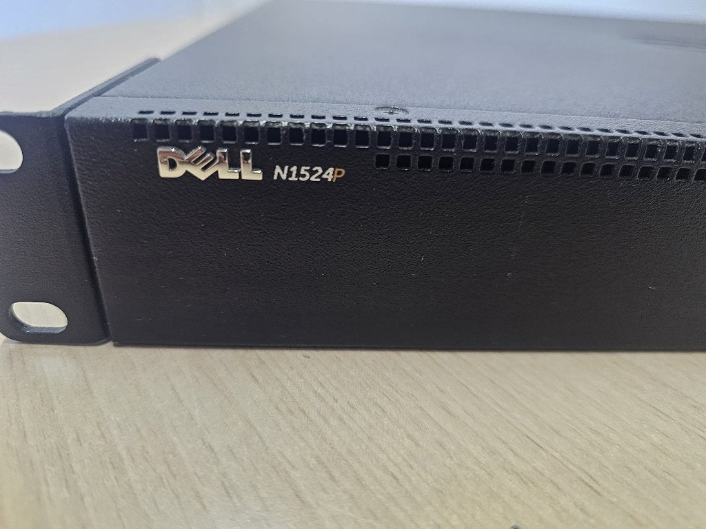 DELL Switch N1524P, Computers en Software, Netwerk switches, Ophalen, Zo goed als nieuw
