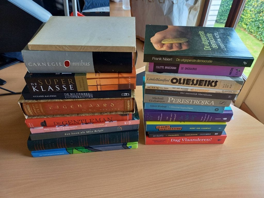 Boeken Politiek&maatschappij, Ophalen, Zo goed als nieuw