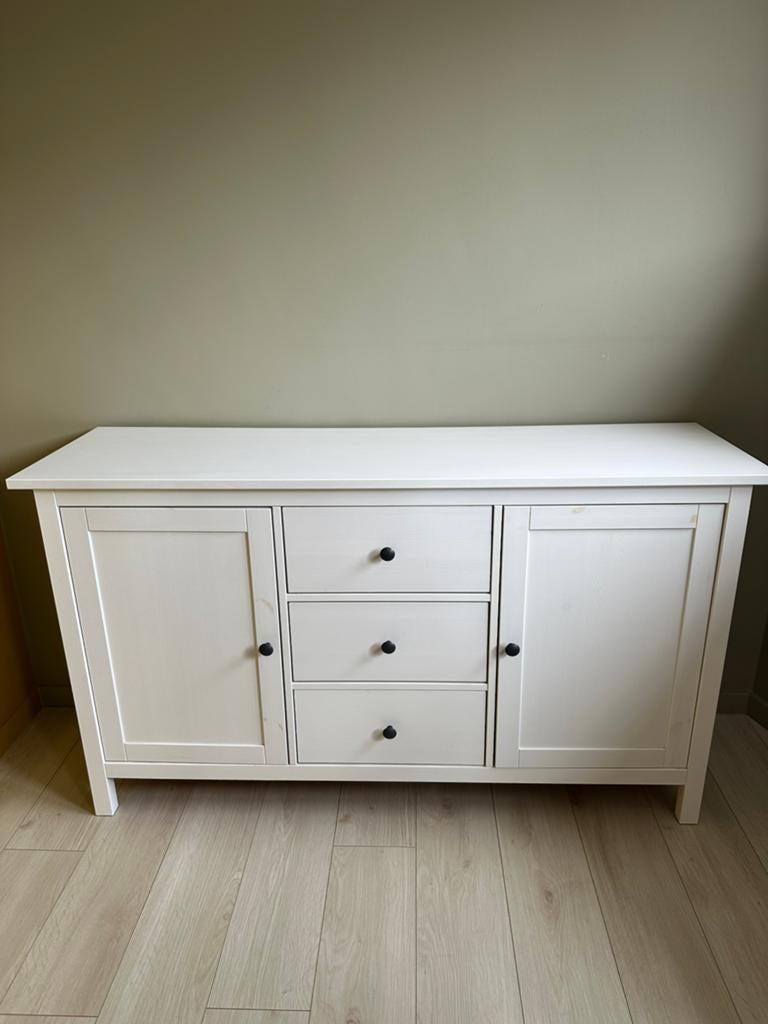 Witte dressoirkast, Huis en Inrichting, Kasten | Dressoirs, Ophalen, Zo goed als nieuw