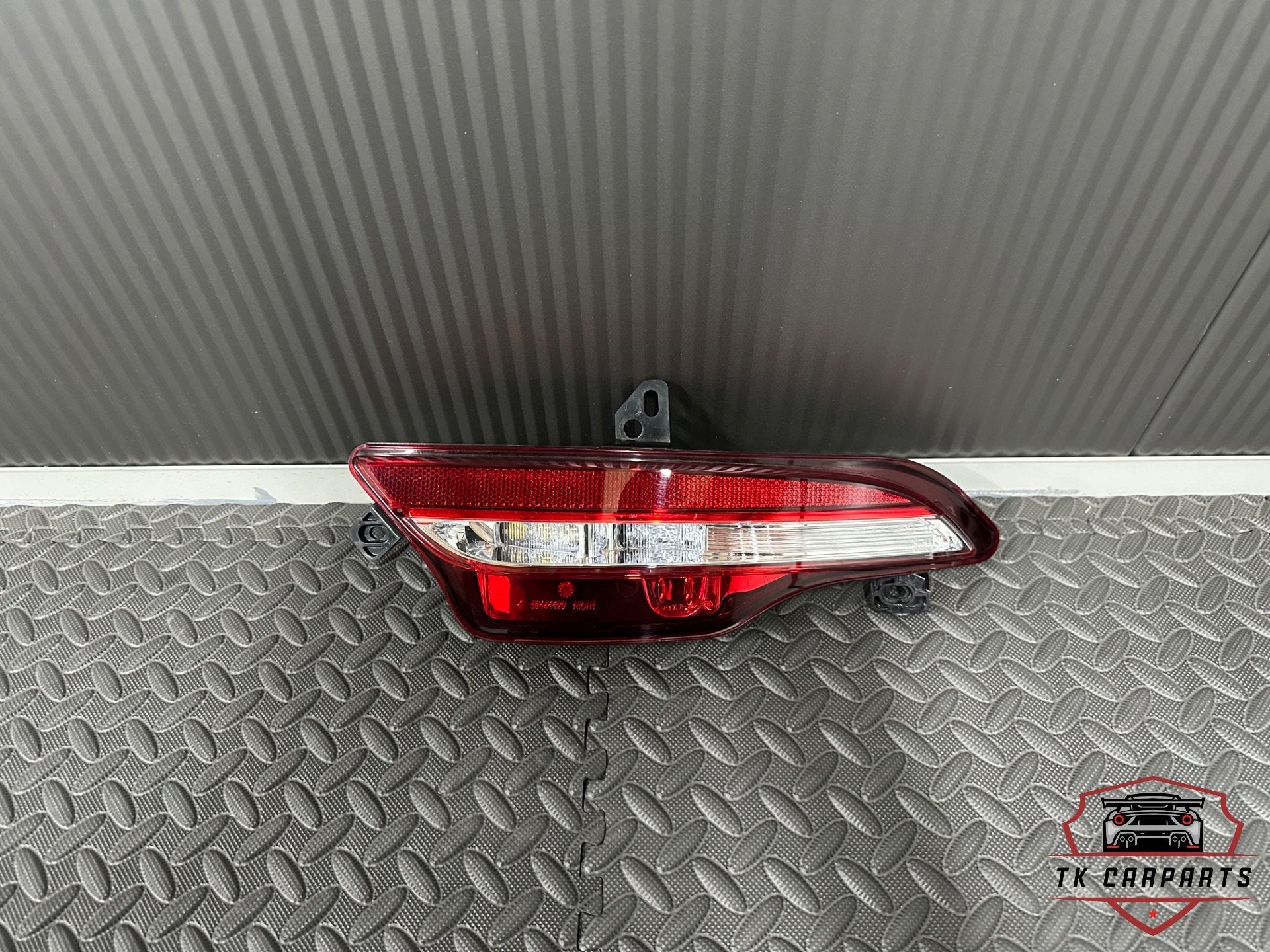 Renault Kadjar feu antibrouillard arri re droit 90141131R, Autos : Pièces & Accessoires, Renault Group, Contact.group@renault.com