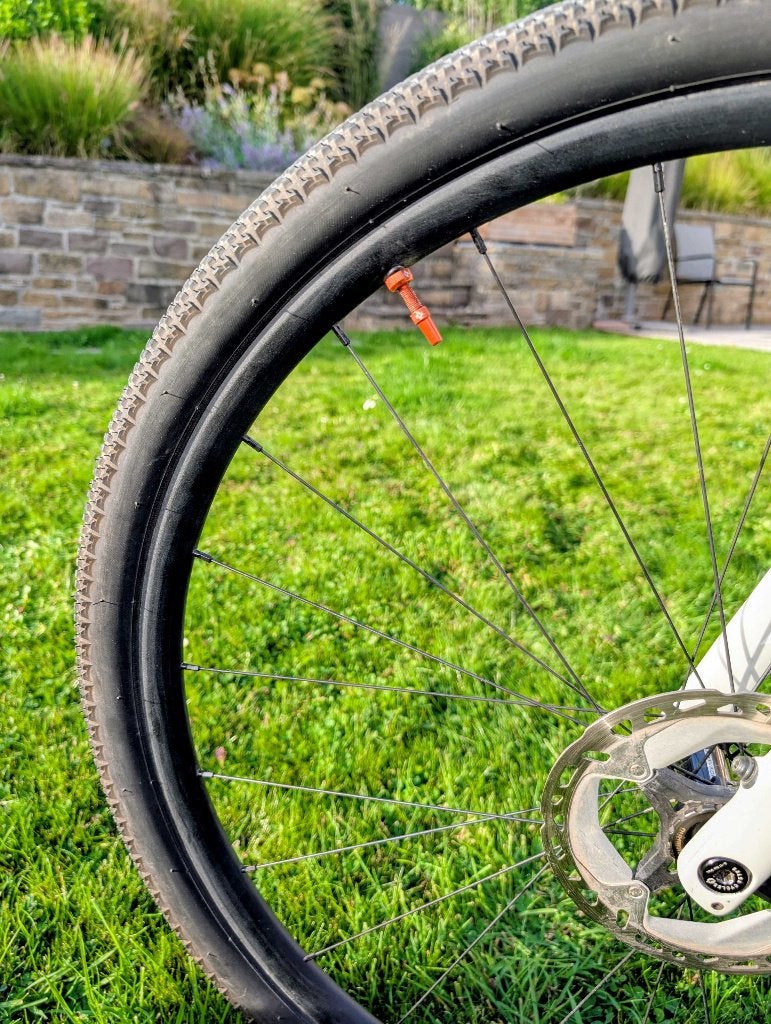 „Lichte” wielen voor grind/racefietsen, Fietsen en Brommers, Fietsonderdelen, Racefiets, Zo goed als nieuw, Aluminium, Ophalen