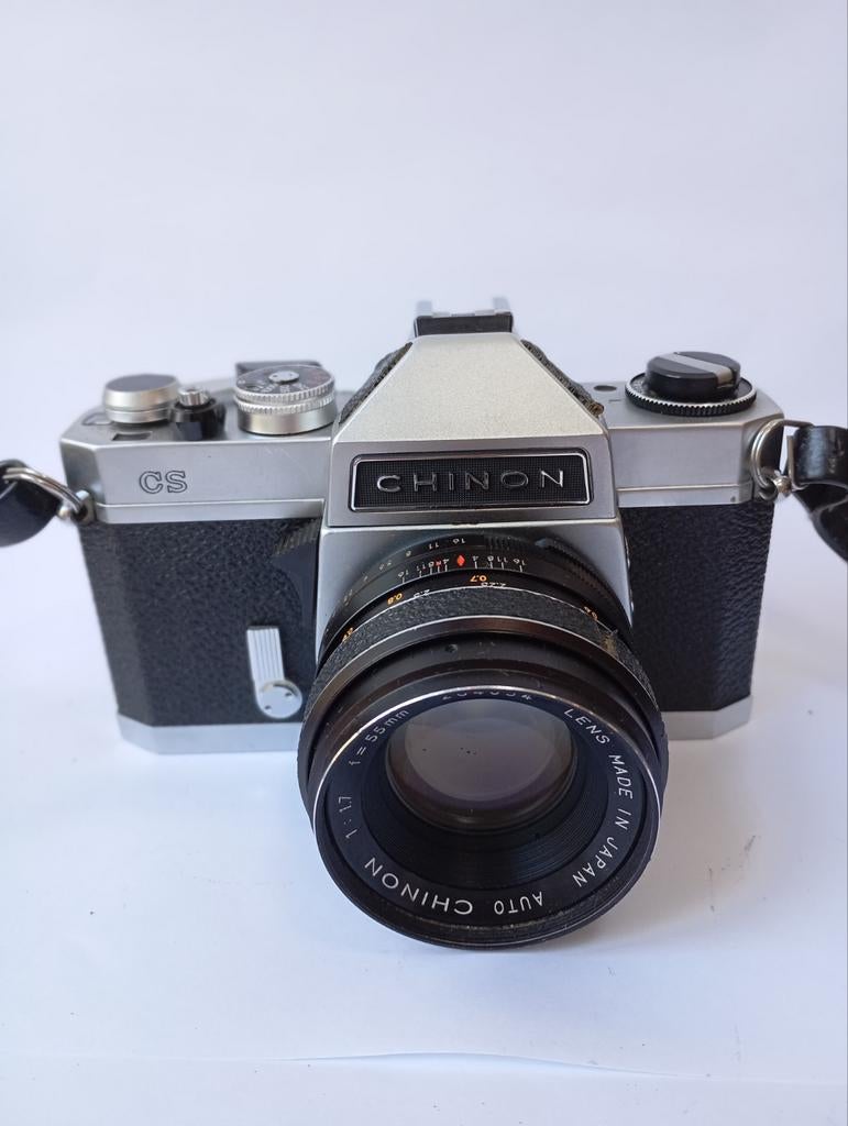 Chinon CS analoge camera + 55mm lens

 Werkt goed, Audio, Tv en Foto, Fotocamera's Analoog, Ophalen of Verzenden
