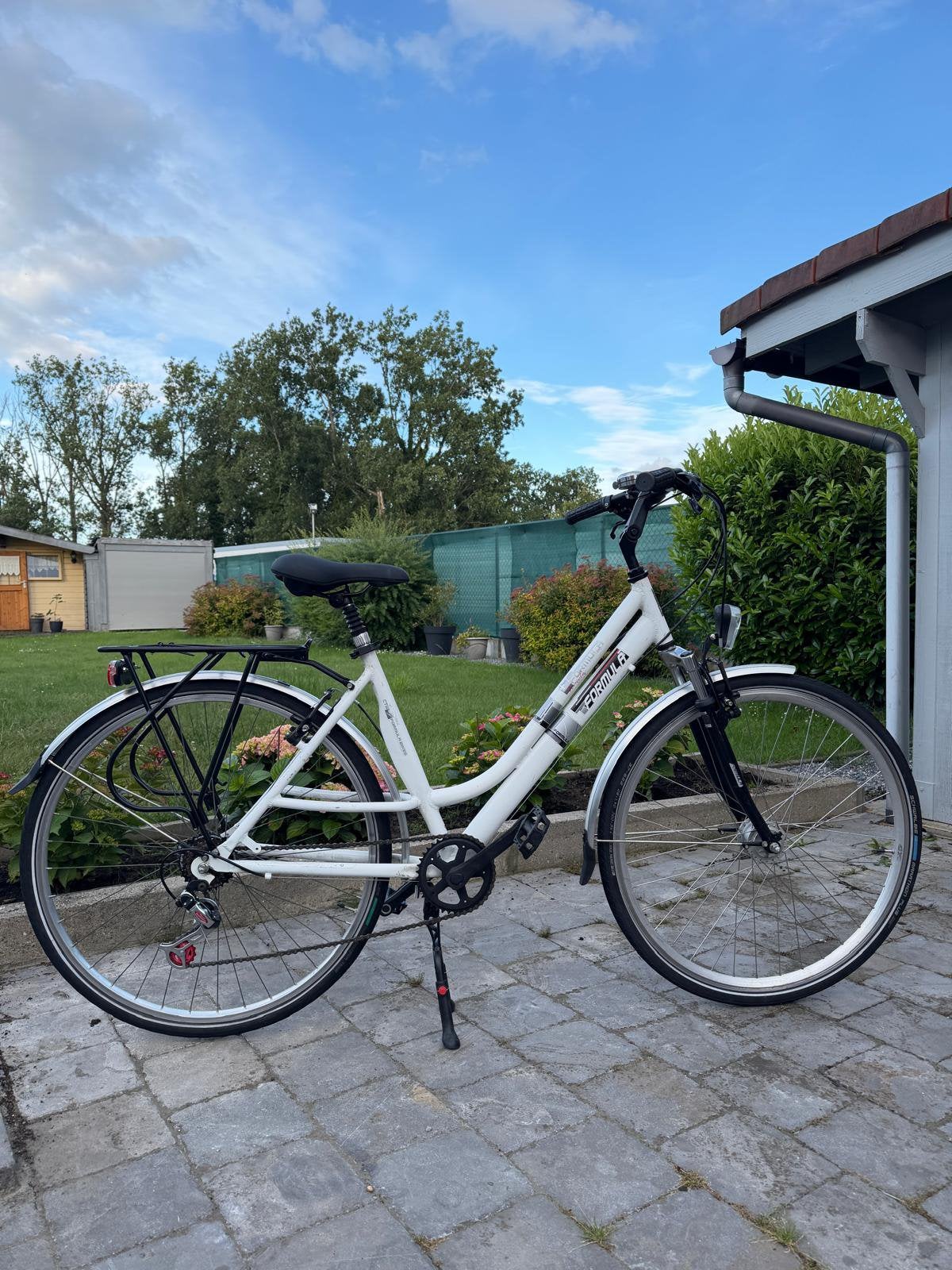 Damesfiets 28 inch, Fietsen en Brommers, Fietsen | Dames | Damesfietsen, Ophalen of Verzenden, Zo goed als nieuw