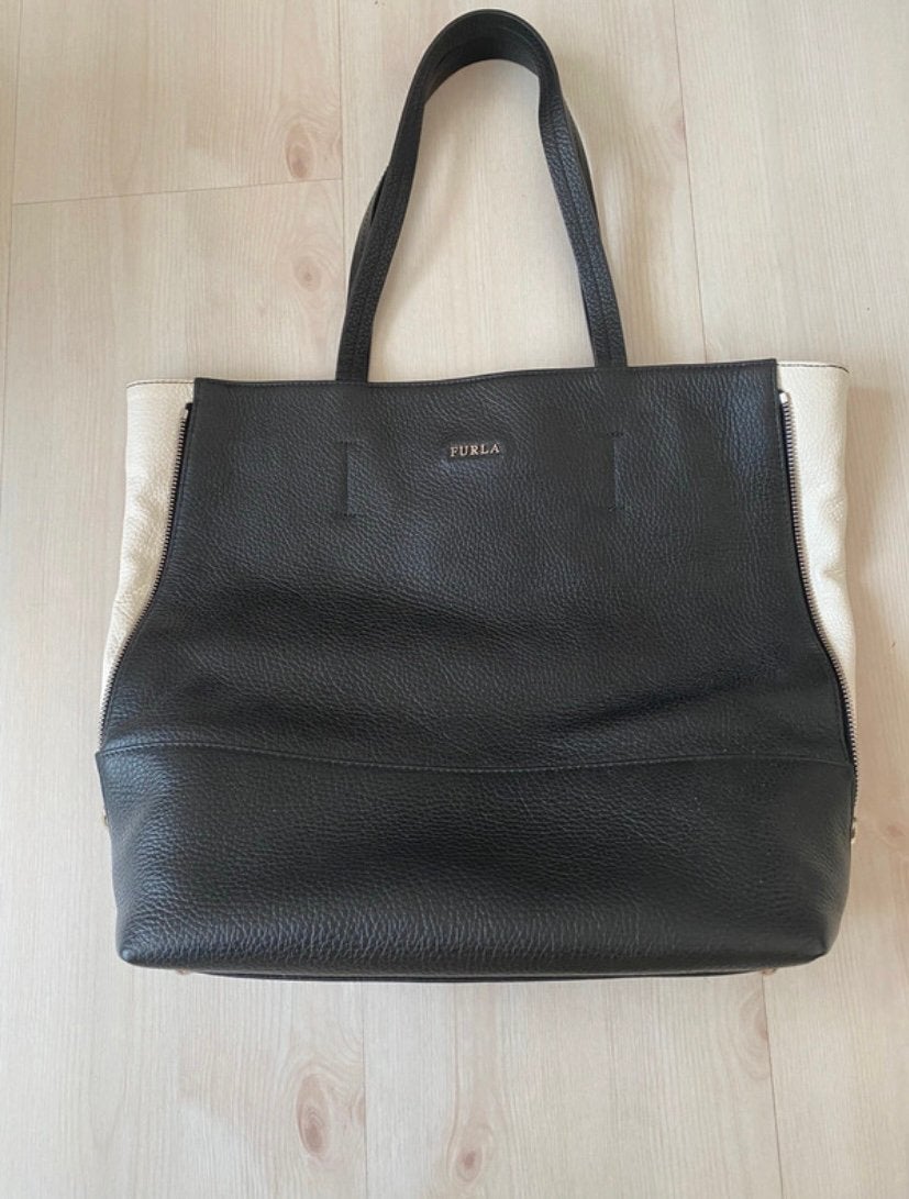 Mooie Furla handtas, Bijoux, Sacs & Beauté, Enlèvement ou Envoi, Comme neuf, Sac à main