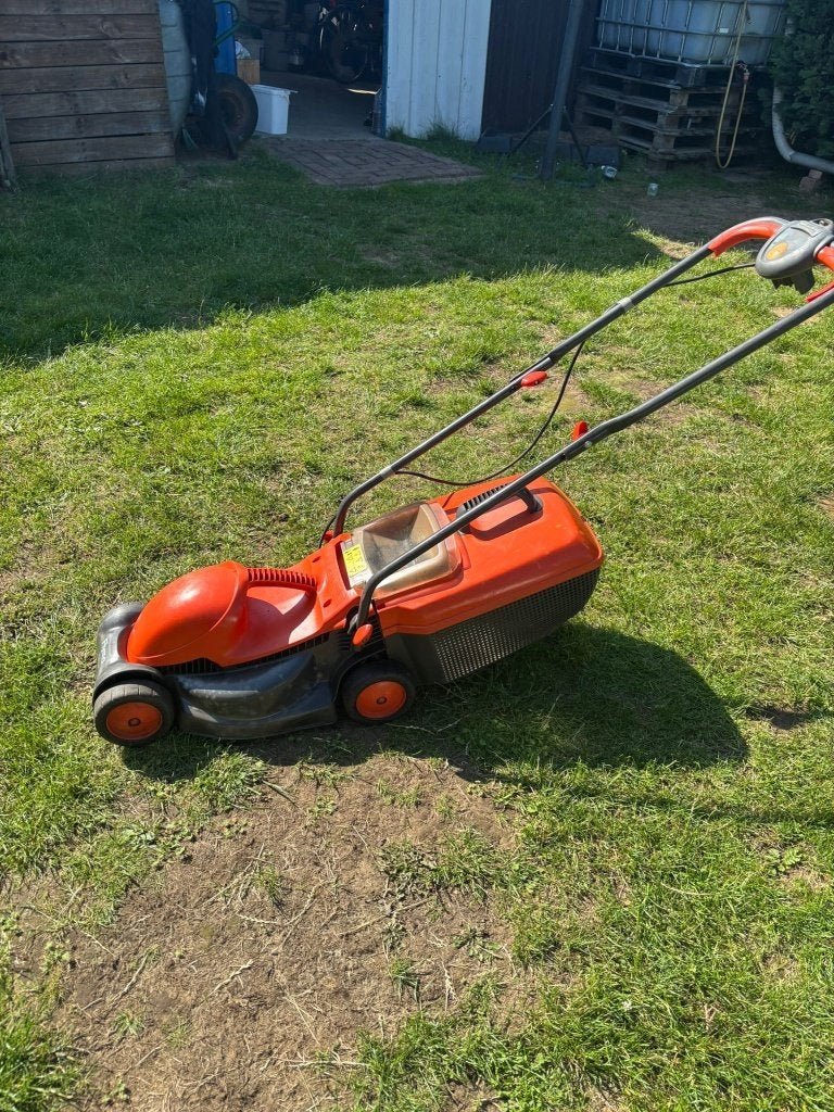 Grasmaaier, Ophalen, Cirkelmaaier, Gebruikt, Elektrische grasmaaier