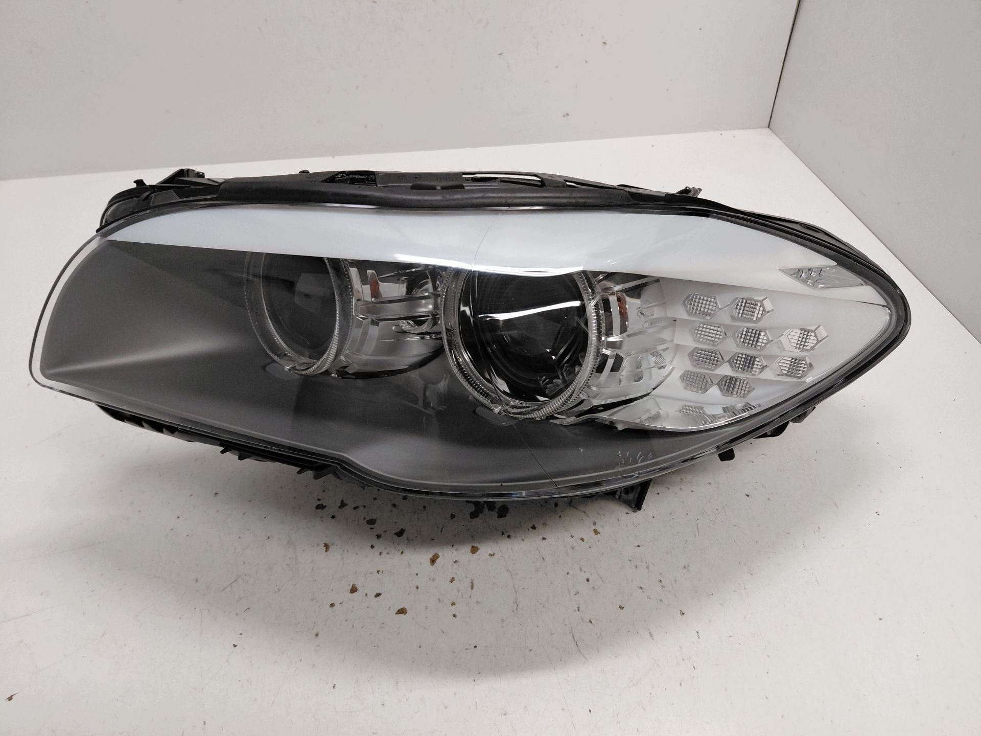 BMW F10 Achterlicht Links 7203246, Petuelring 130
80788  Munich, DE, Gebruikt, Info@bmw.de, BMW