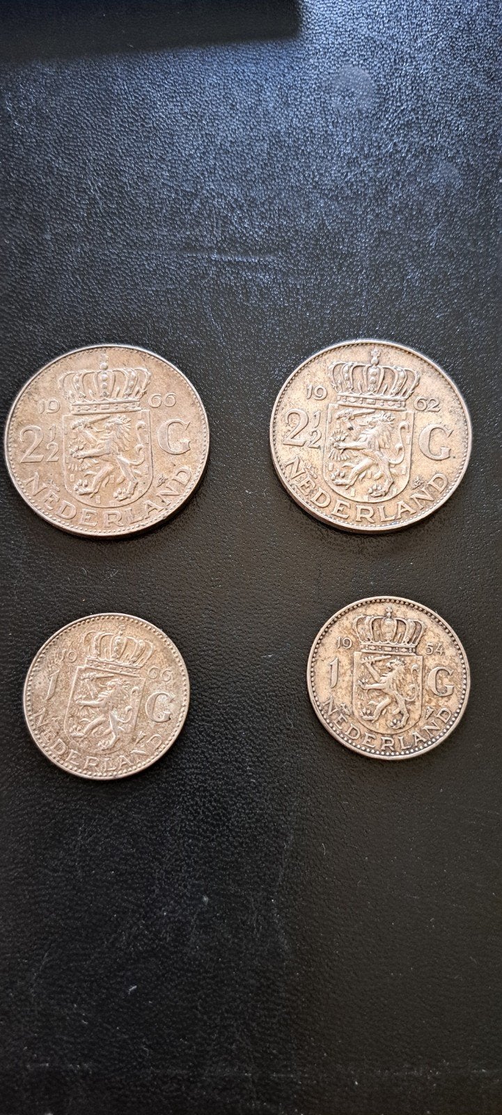 4 zilveren Gulden, Postzegels en Munten, Munten | Nederland, Ophalen of Verzenden, Zilver