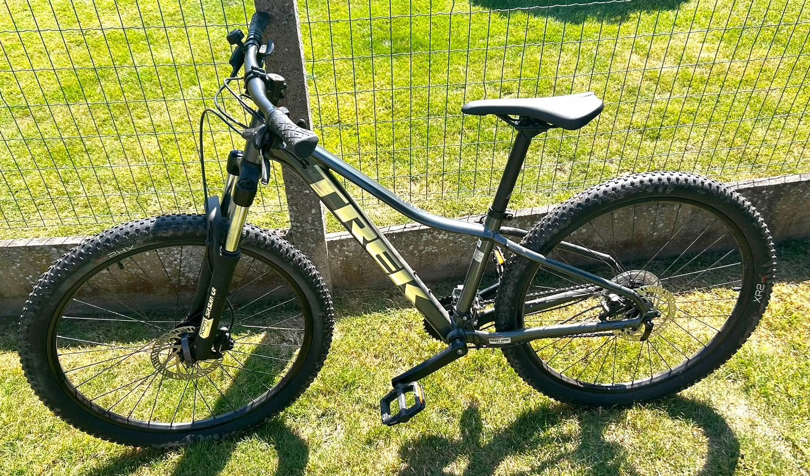 MOUNTAINBIKE TREK MARLIN 5 IN PERCECTE STAAT - MAAT XXS, Ophalen, Hardtail, Zo goed als nieuw, Schijfrem