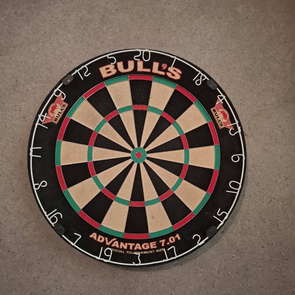 Bulls dartsbord 7.01, Sport en Fitness, Ophalen, Gebruikt, Dartbord