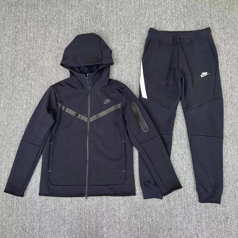 Nike tech, Enlèvement ou Envoi, Comme neuf