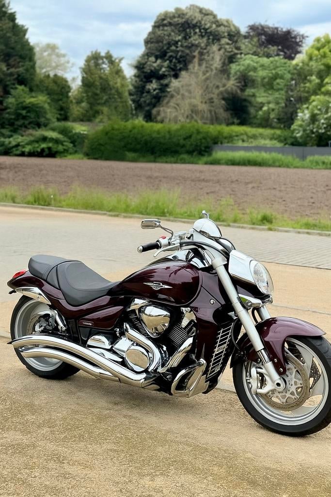 Suzuki Intruder M 1800 r, Permis Moto A, Plus de 35 kW, Chopper, 2 cylindres