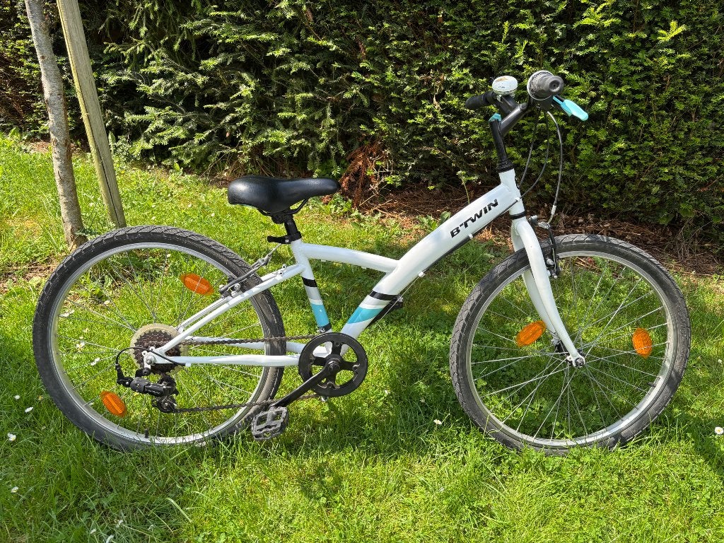 VTT fille 24 pouces (6à12ans) parfait état de marche, Vélos & Vélomoteurs, Vélos | Filles, B-Twin Decathlon, Vitesses, Enlèvement