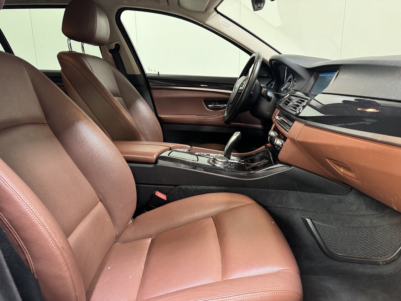 BMW 520 2.0D Touring Autom.- Harman/Kardon - Goede Staat!, Auto's, 118 g/km, 1995 cc, Euro 6, 4 cilinders