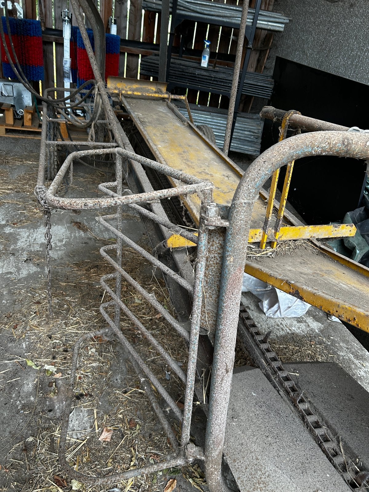Balenladder hooilift kettinglift, Ophalen, Akkerbouw, Oogstmachine