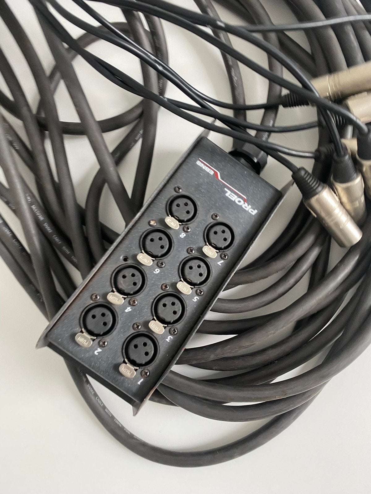 8xXlr multikabel genummerd, Enlèvement, Comme neuf
