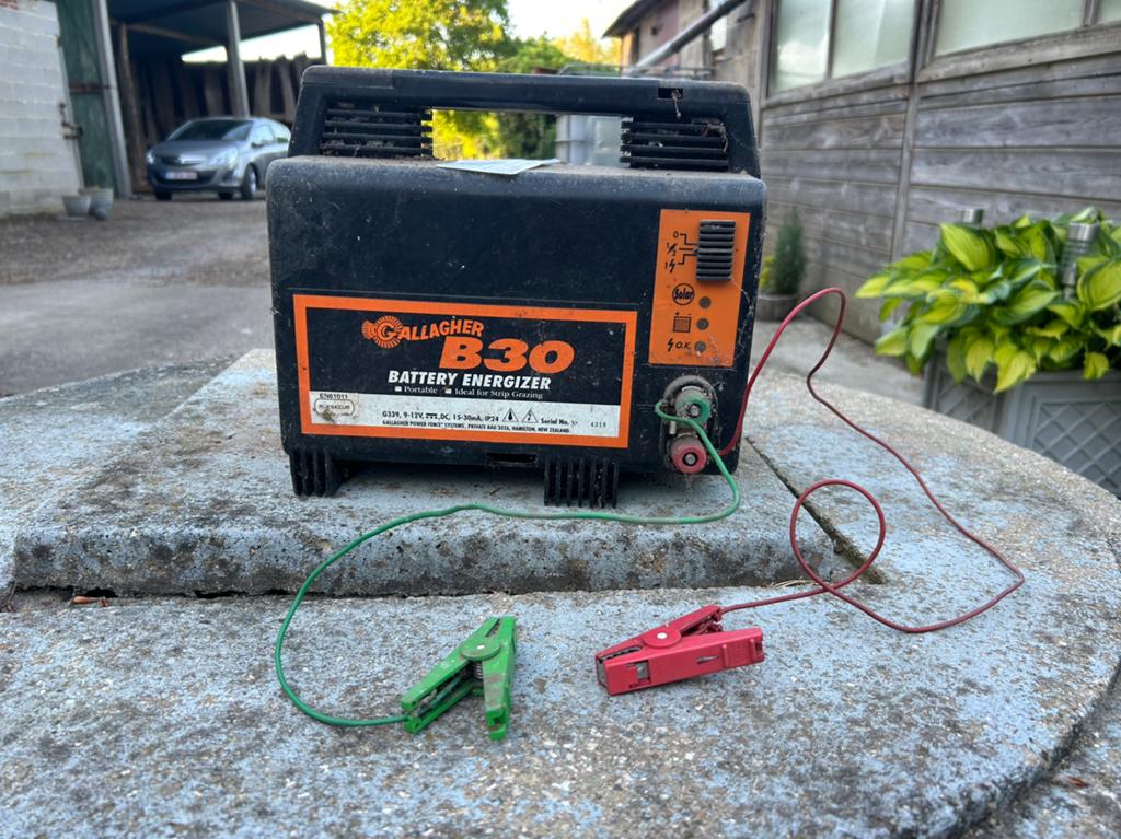 Batterij lader, Auto-onderdelen, Ophalen, Gebruikt