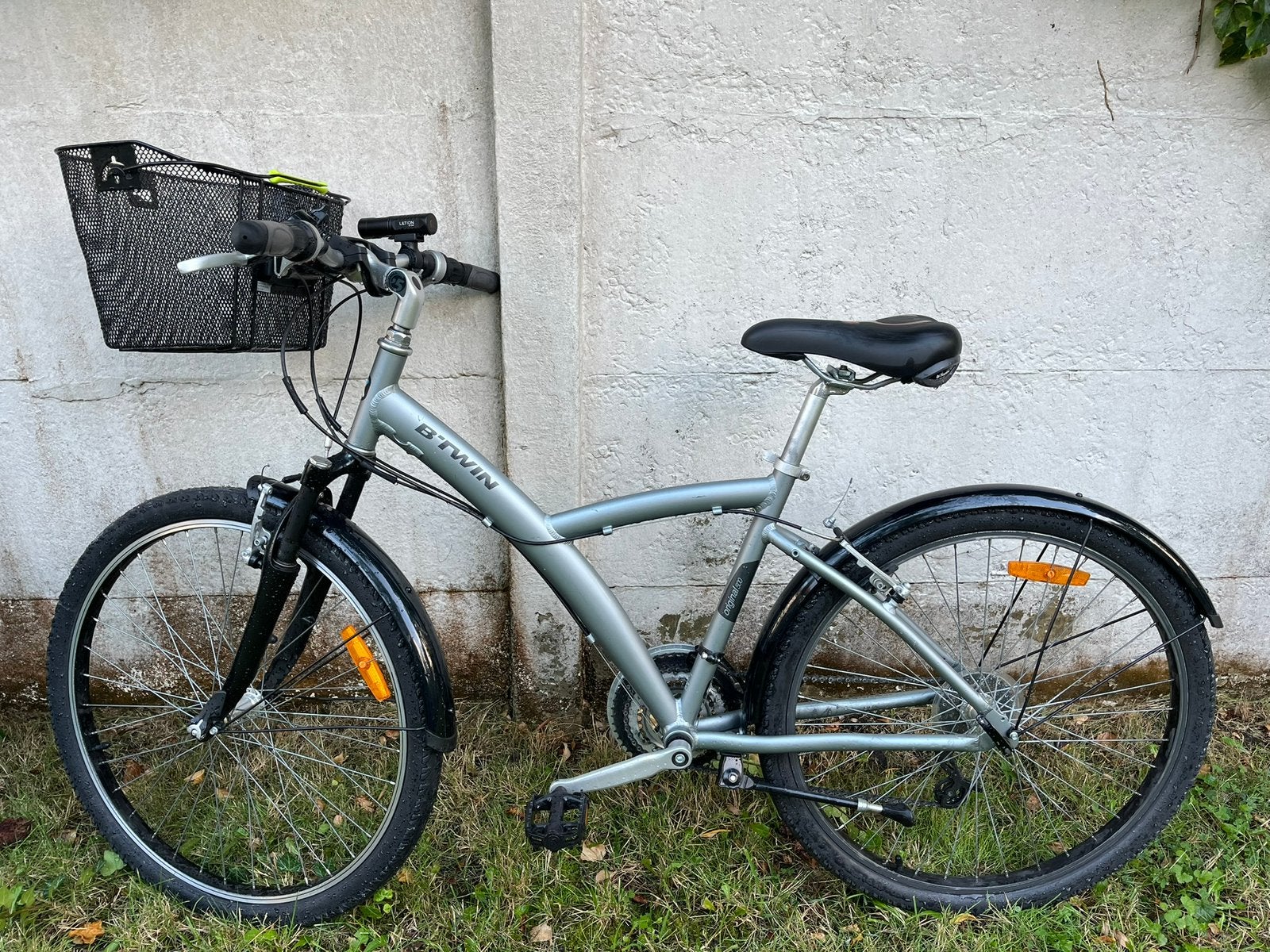 B'Twin-fiets, 26 inch voor volwassenen. Zeer goede conditie, Fietsen en Brommers, Ophalen, Gebruikt, Schijfrem, Dames
