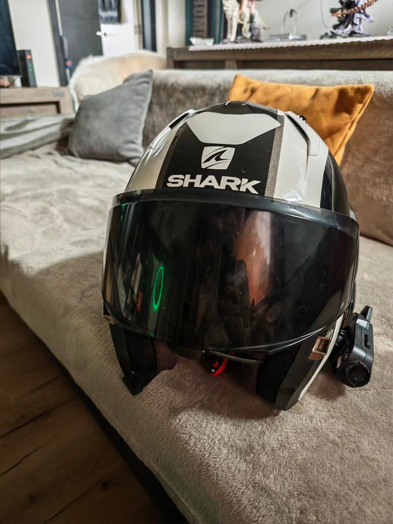 Casque shark modulable xl avec intercom caméra sena 10c pro