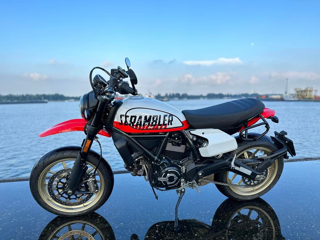 Ducati Scrambler Urban Motard 800cc (2022), Particulier, Naked bike