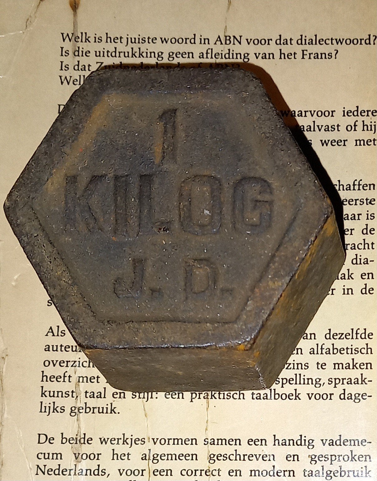 gietijzeren gewicht van 1 kilo -> 2€, Ophalen