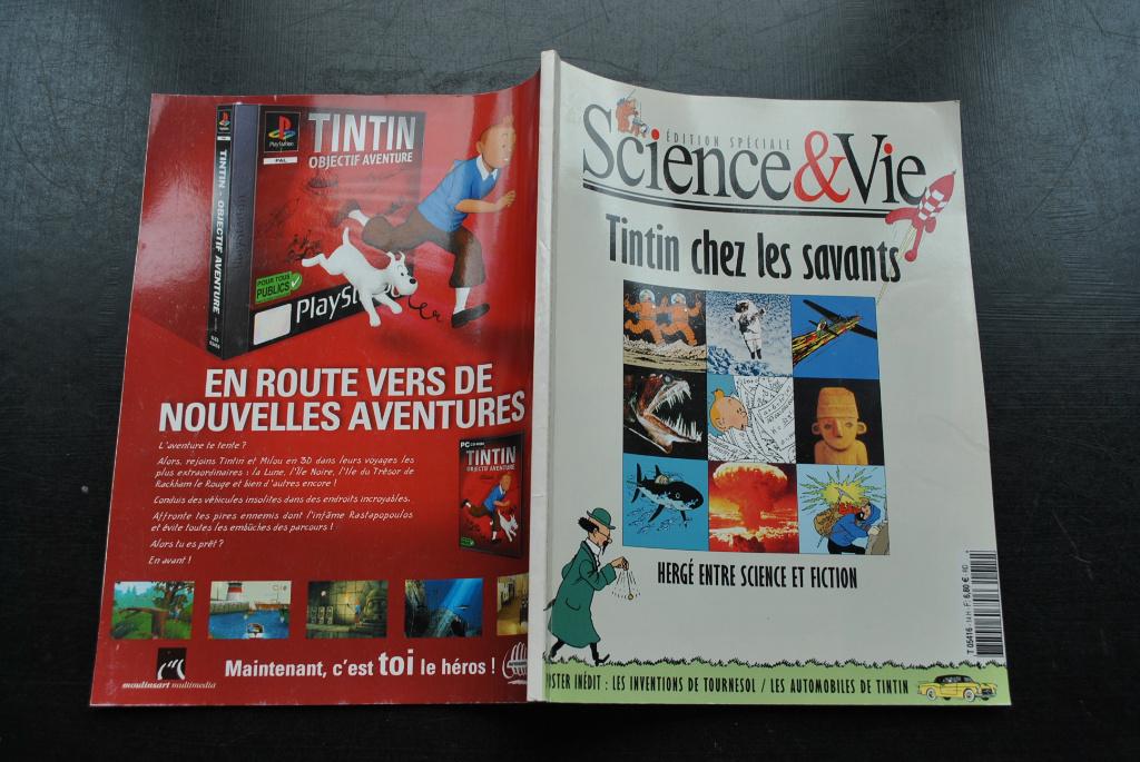 TINTIN CHEZ LES SAVANTS HERGE + POSTER INEDIT Tournesol, Boeken, Ophalen of Verzenden, Gelezen