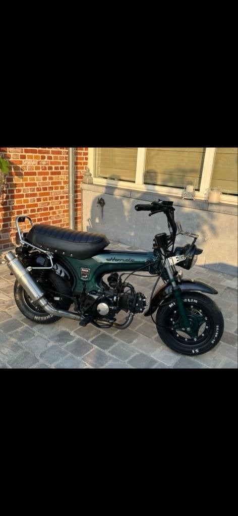 dax lowrider 50CC, Fietsen en Brommers, Brommers | Honda, Ophalen, Overige modellen, Klasse B (45 km/u), Zo goed als nieuw