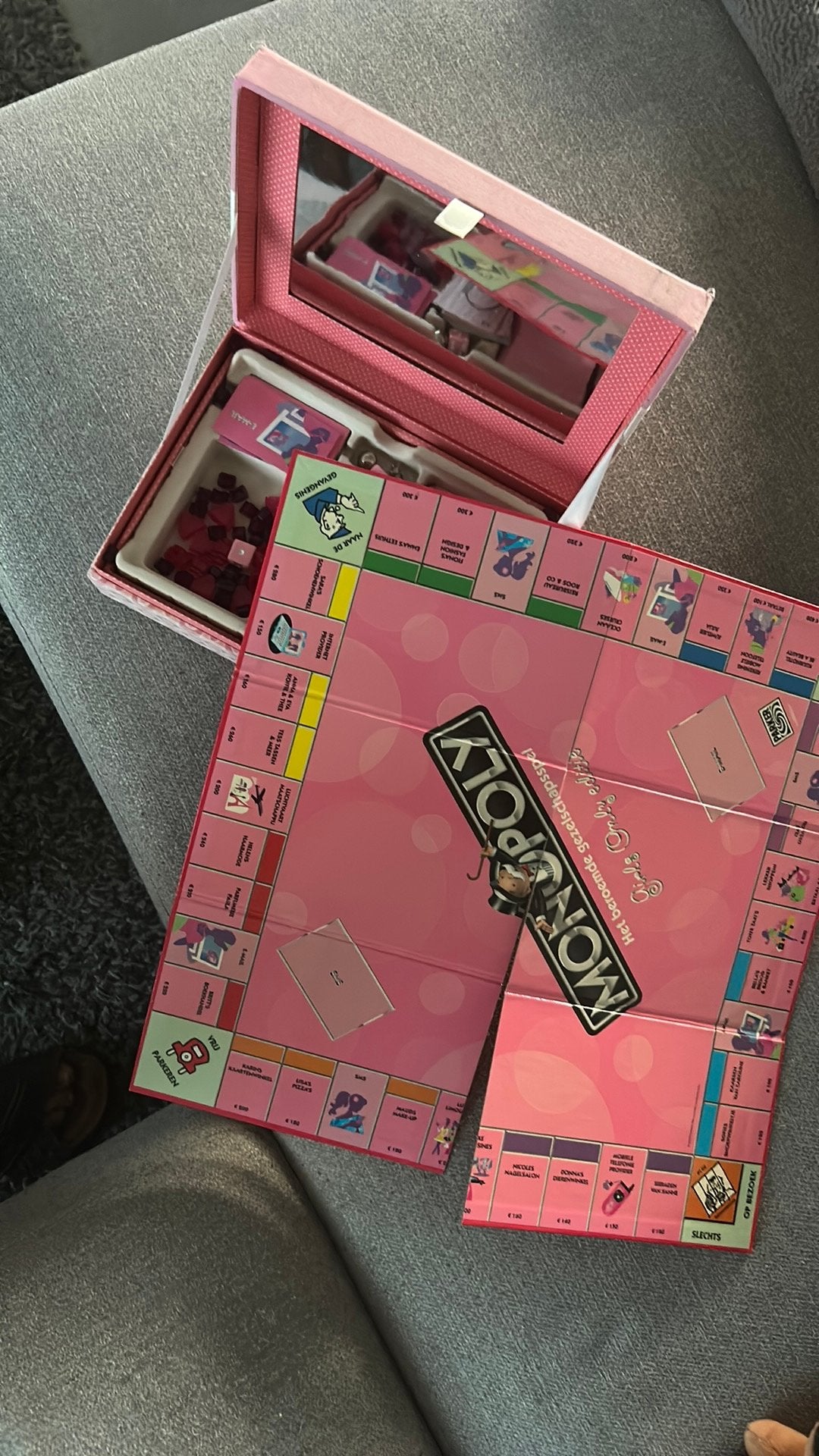 Monopoly Girls only edition, Vijf spelers of meer, Ophalen, Gebruikt