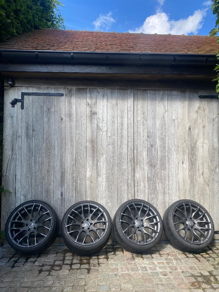 Originele Breyton velgenset 19 (breedset)model race gts, Auto-onderdelen, Banden en Velgen, Gebruikt, 265 mm, Band(en), Personenwagen