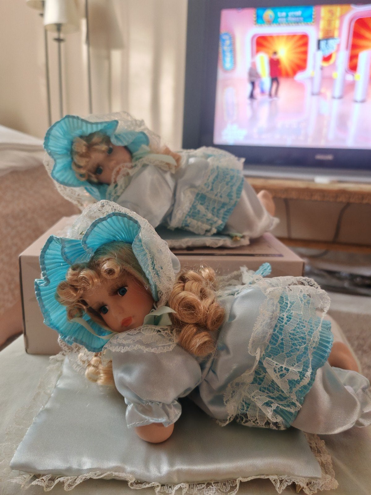 Duo de poupées anciennes de collection en porcelaine (Bébés, Enlèvement