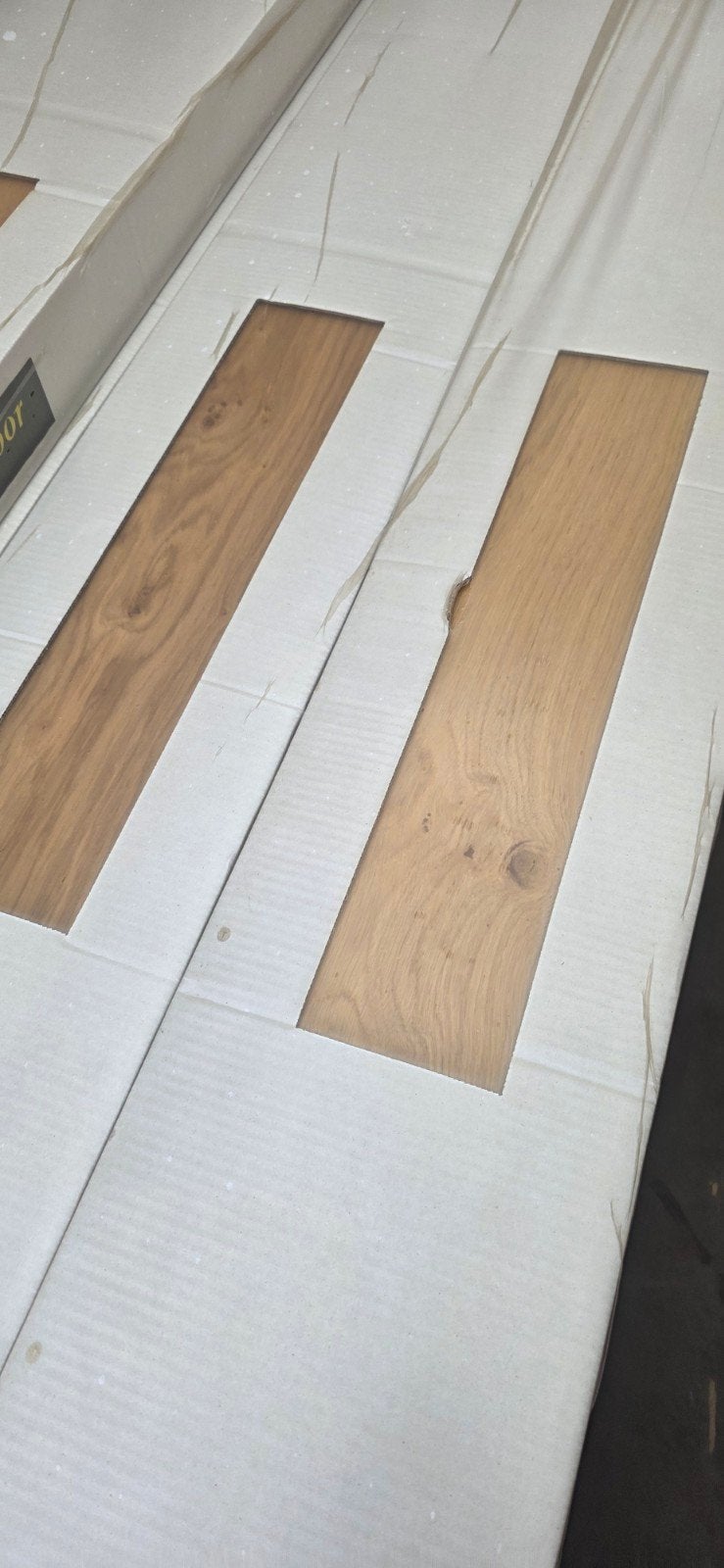Duitse eikenhouten HKS-vloer 15/4 mm 94,38 m2 gelamineerd pa, Doe-het-zelf en Bouw, Ophalen, Eiken, Pallet