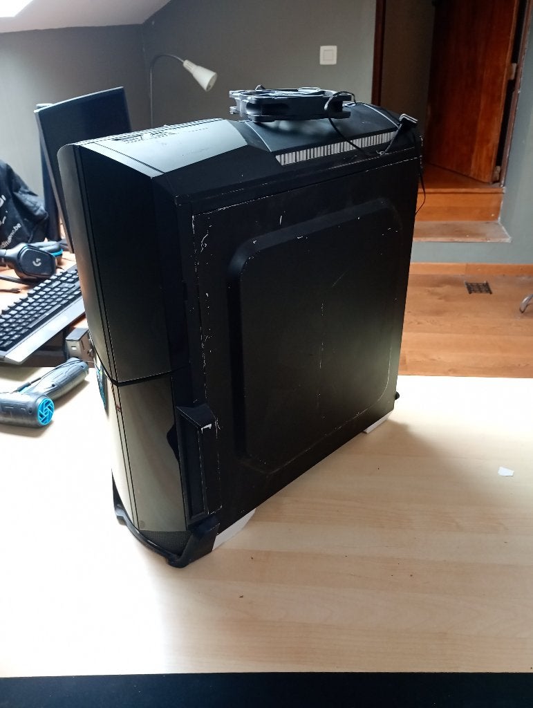 Tour ordinateur de bureau, Informatique & Logiciels, Ordinateurs de bureau, 256 GB, Utilisé, SSD, Avec carte vidéo