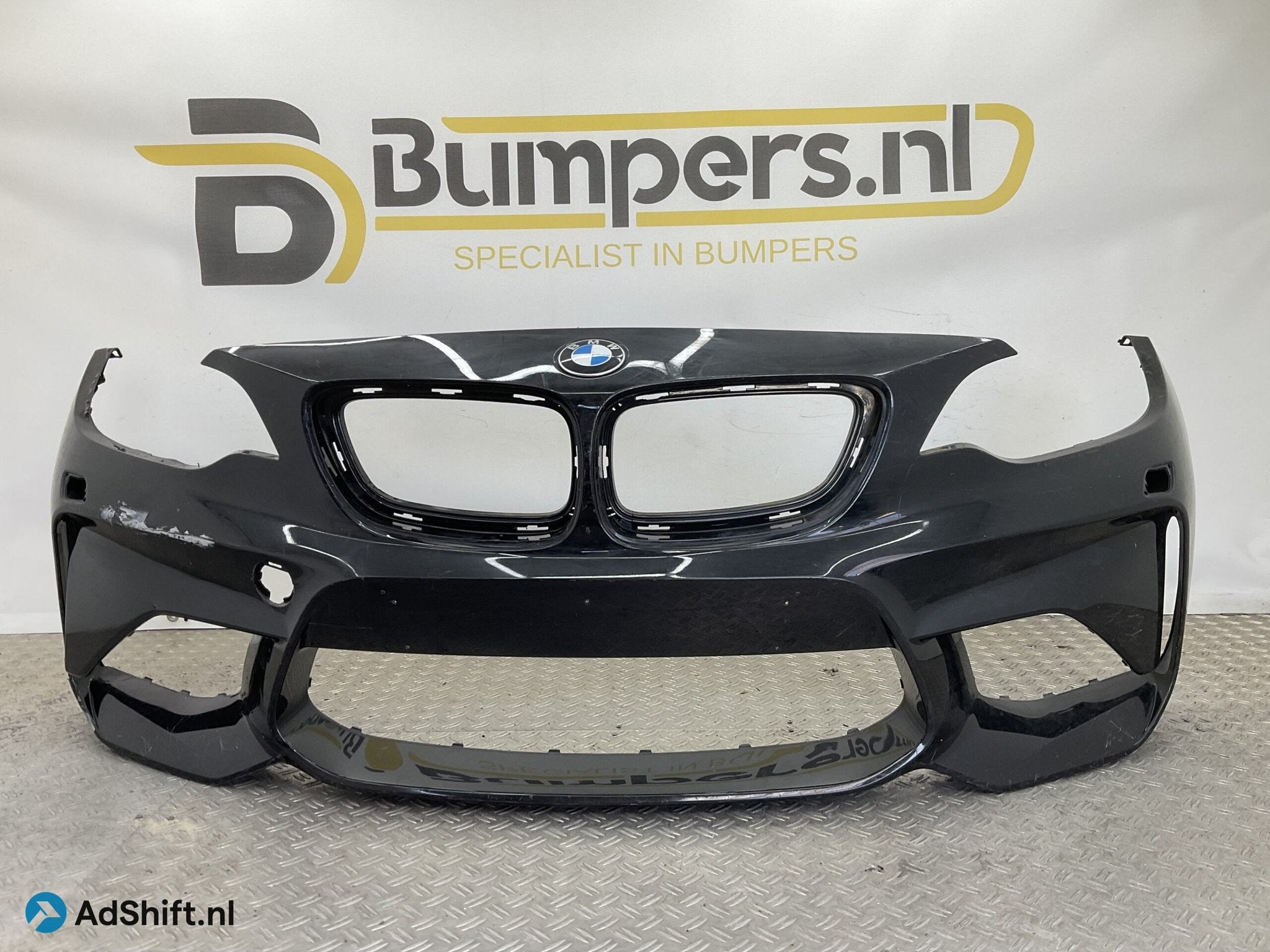 Bumper BMW M2 F87 2015-2018 5111-8062177 VOORBUMPER K7-19907, Auto-onderdelen, Bumper