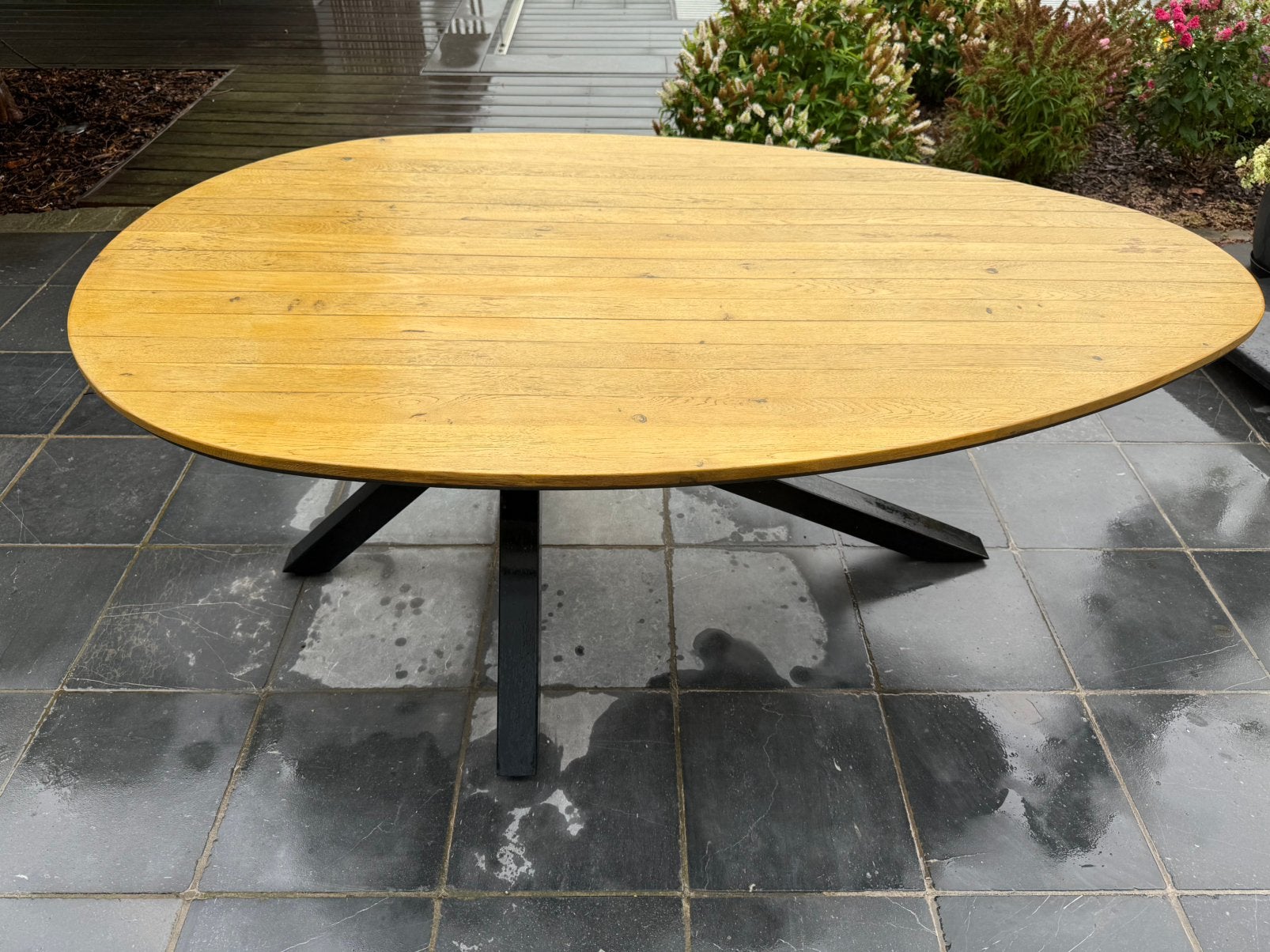 Ovalen houten tafel, Ophalen, Zo goed als nieuw
