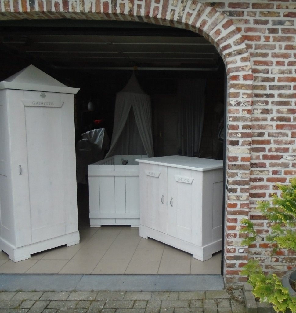 Chambre de bébe en bois blanchi à la chaux en très bon état, Enlèvement, Commode