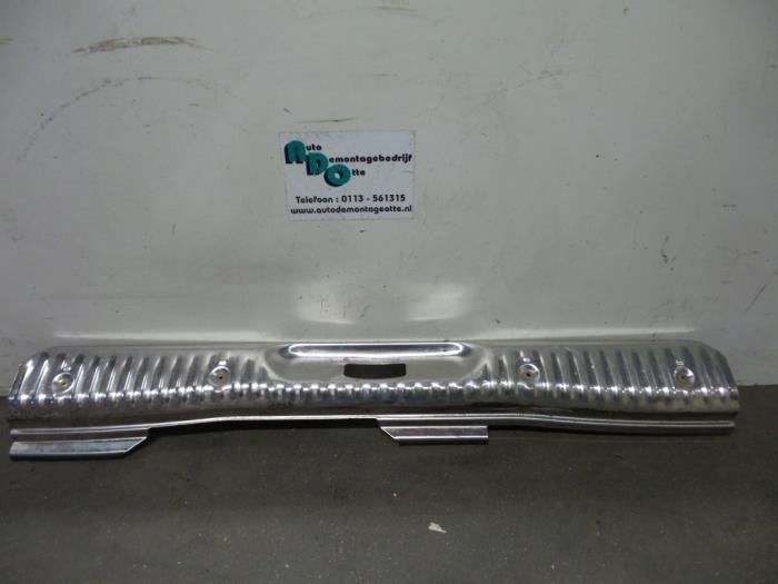 Bekleding Achterklep van een Peugeot 407, Gebruikt, -, -, Ophalen of Verzenden