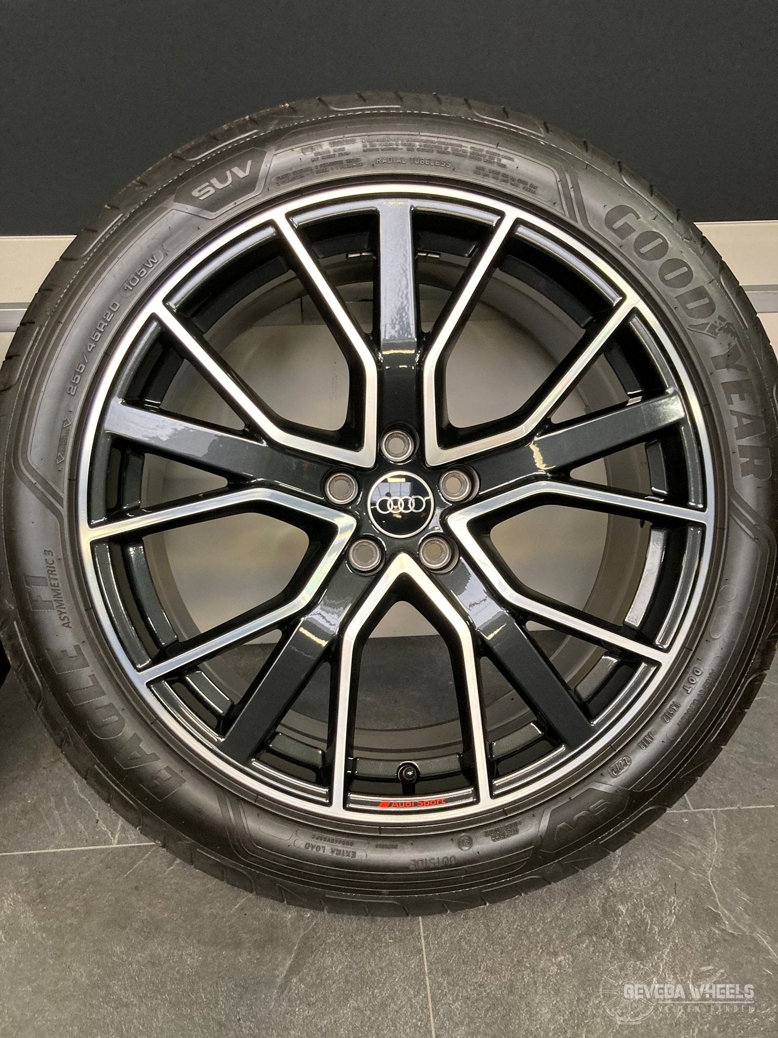 20” originele Audi Q5 / SQ5 velgen + banden 5x112 255/45/20, Pneus et Jantes, 255 mm, Véhicule de tourisme, Pneus été