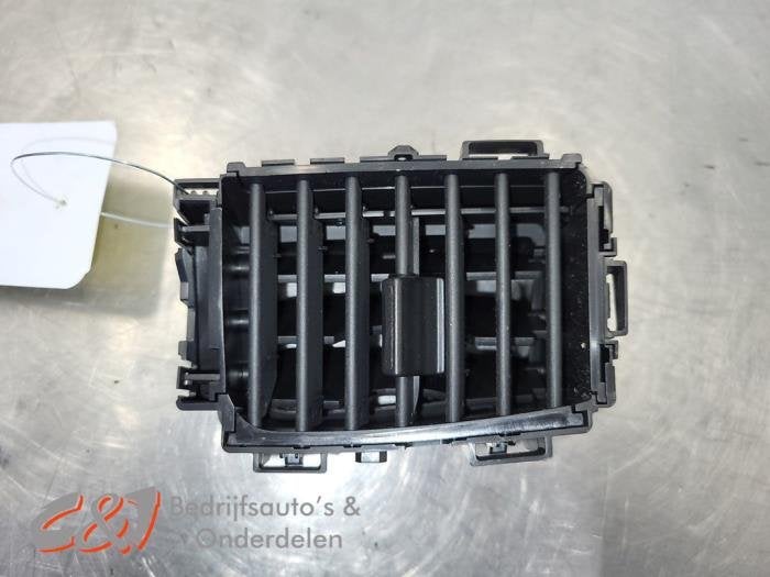 Grille aération tableau de bord d'un Fiat Scudo, -, 3 mois de garantie, Utilisé, Fiat