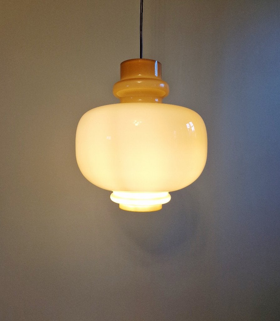Scandinavische hanglamp in opaline mosterd, H-A Jakobsson, Ophalen of Verzenden
