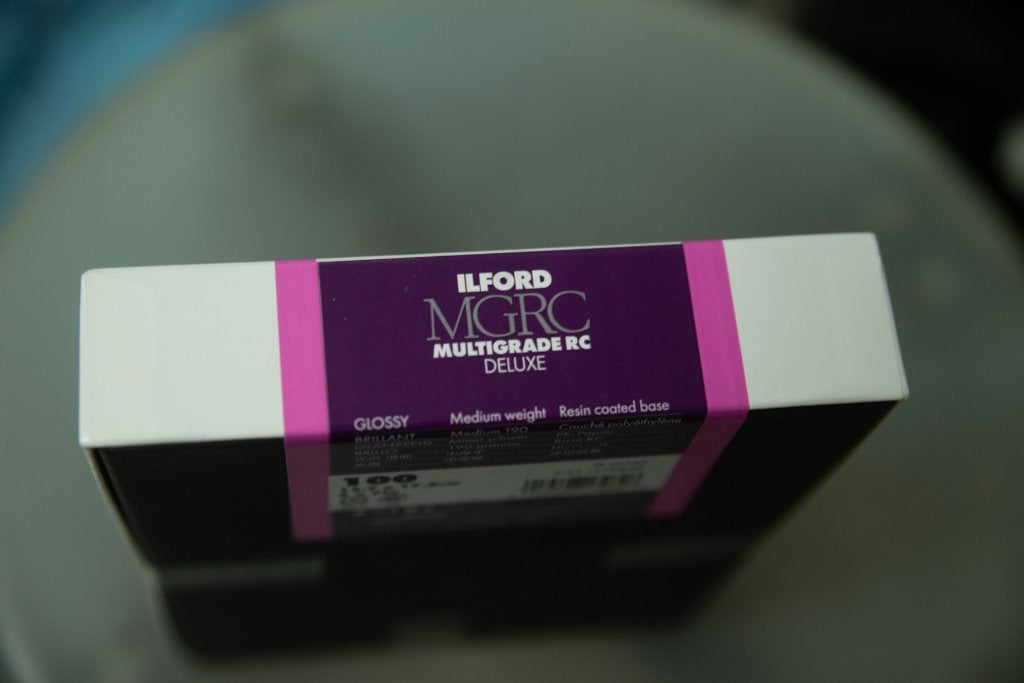 fotopapier Ilford Multigrade IV Deluxe 13 x 18, Audio, Tv en Foto, Fotografie | Fotopapier, Ilford, Multigrade, Glanzend, Fotopapier