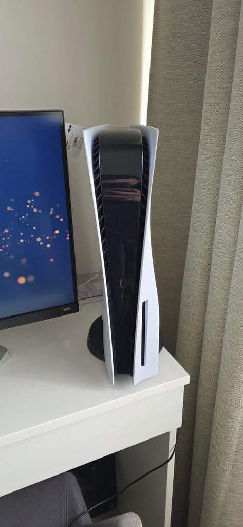 PS5 standard disc 1T + manette noire, Consoles de jeu & Jeux vidéo, Enlèvement