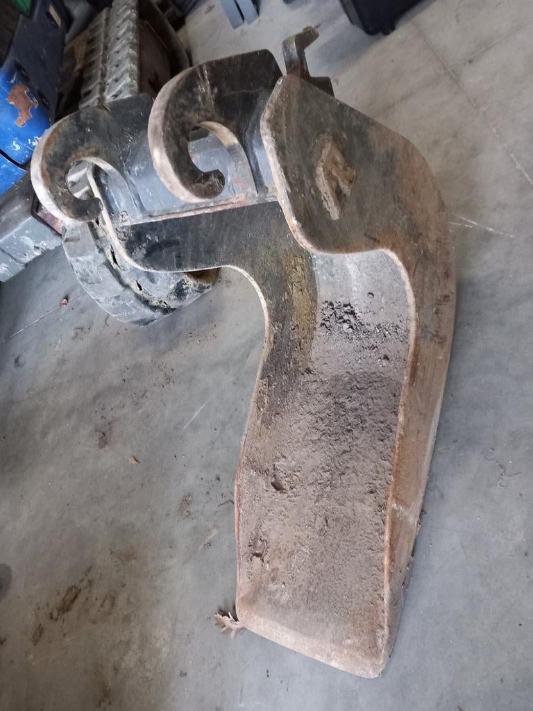 Sleuvenbak voor graafmachine, Doe-het-zelf en Bouw, Ophalen