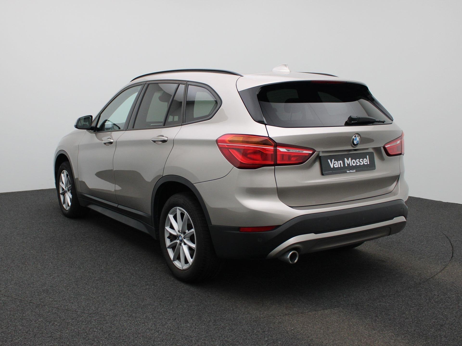 BMW X1 sDrive16dA (85 kW) (automatique), X1, Achat, Entreprise, 116 ch