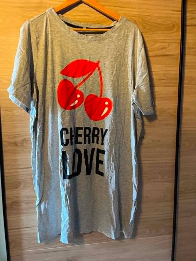 slaapkleed grijs cherry love xxl 50, Vêtements | Femmes, Grandes tailles, Enlèvement ou Envoi, Porté, Gris