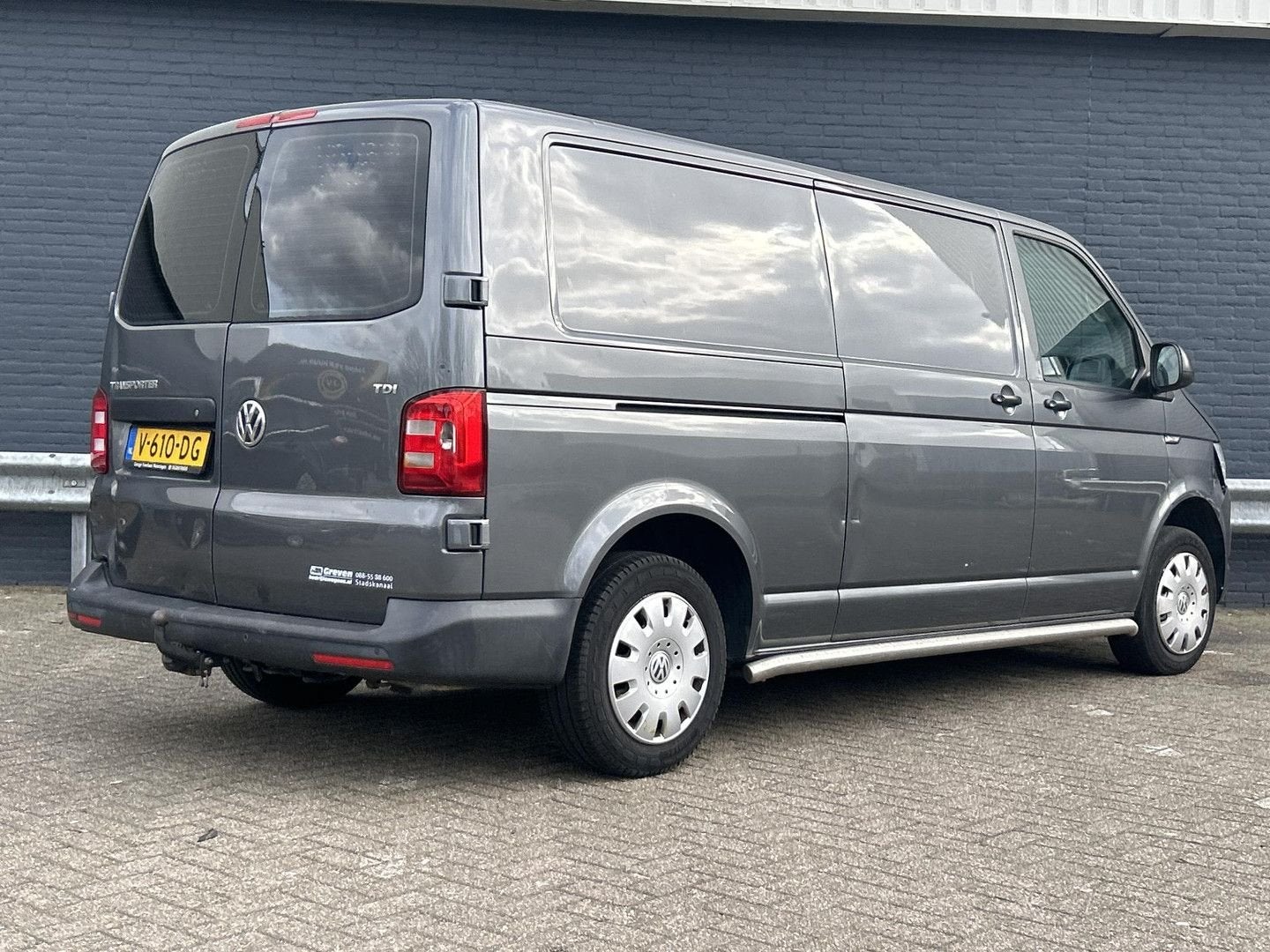 Volkswagen Transporter 2.0 TDI L2H3 Comfortline | € 6.450,-, Auto's, Parkeersensor, Zilver of Grijs, Te koop, Bedrijf