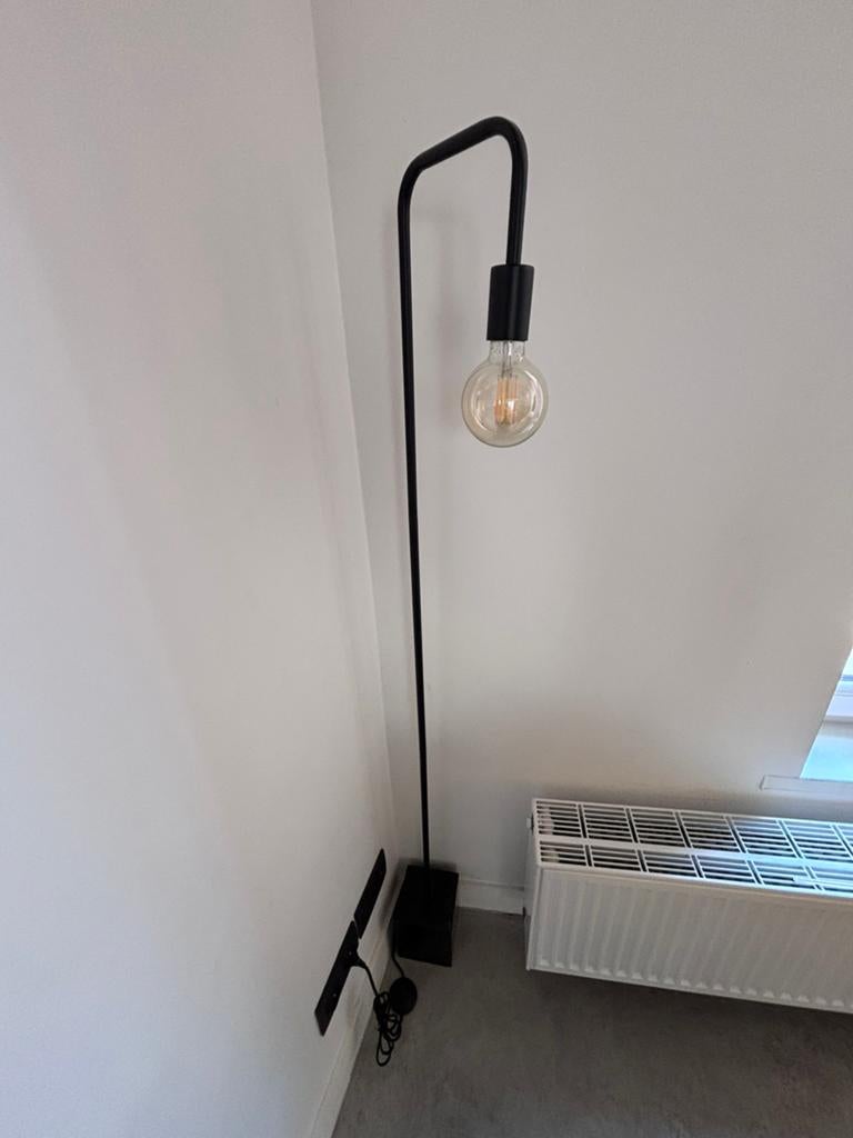 Lampe sur pied, Enlèvement, Comme neuf, Métal, 150 à 200 cm