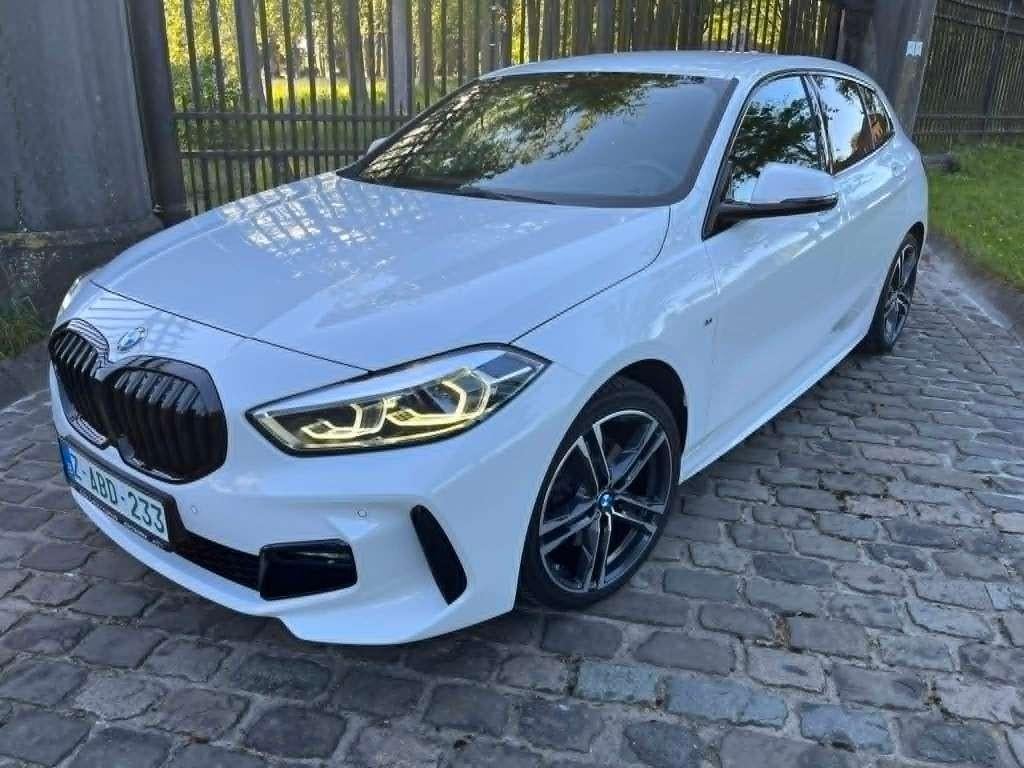 bmw 116i **M pakket **76000KM**1/2022**led**18' alu**, Auto's, BMW, 1 Reeks, Leder en Stof, Bedrijf, 3 cilinders